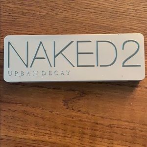 NAKED 2 Pallet
